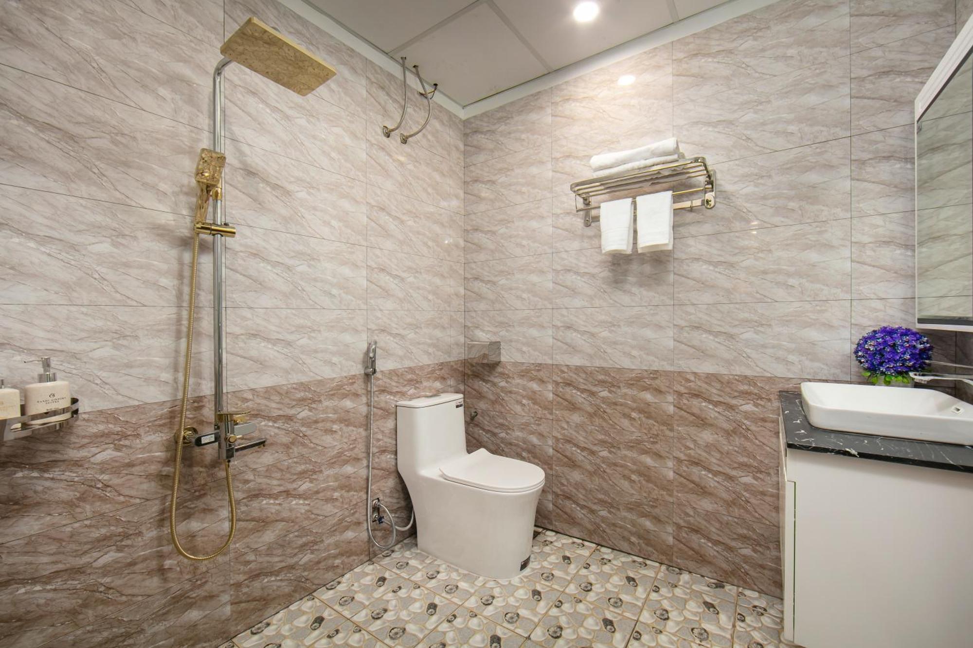 Hanoi Airport Suites Hostel&Travel Extérieur photo